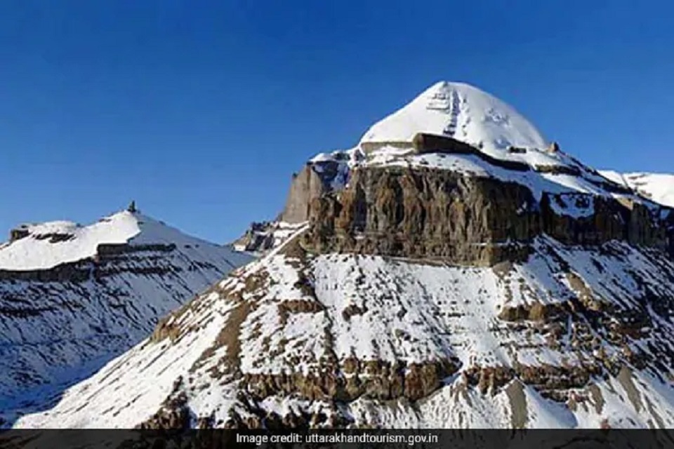 কাশ্মির ইস্যুতে ভারতীয় তীর্থযাত্রীদের ভিসা বাতিল করলো চীন