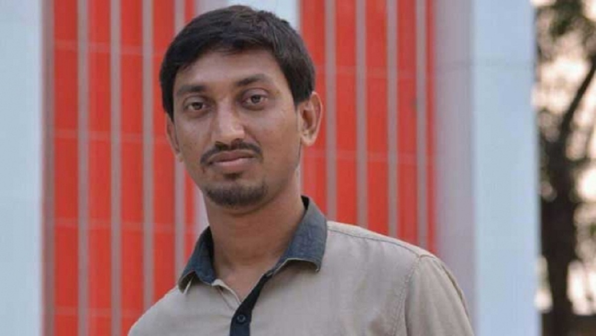 বঙ্গবন্ধু ও প্রধানমন্ত্রীর ছবি ভাংচুরের দায়ে ছাত্রলীগ নেতা গ্রেফতার