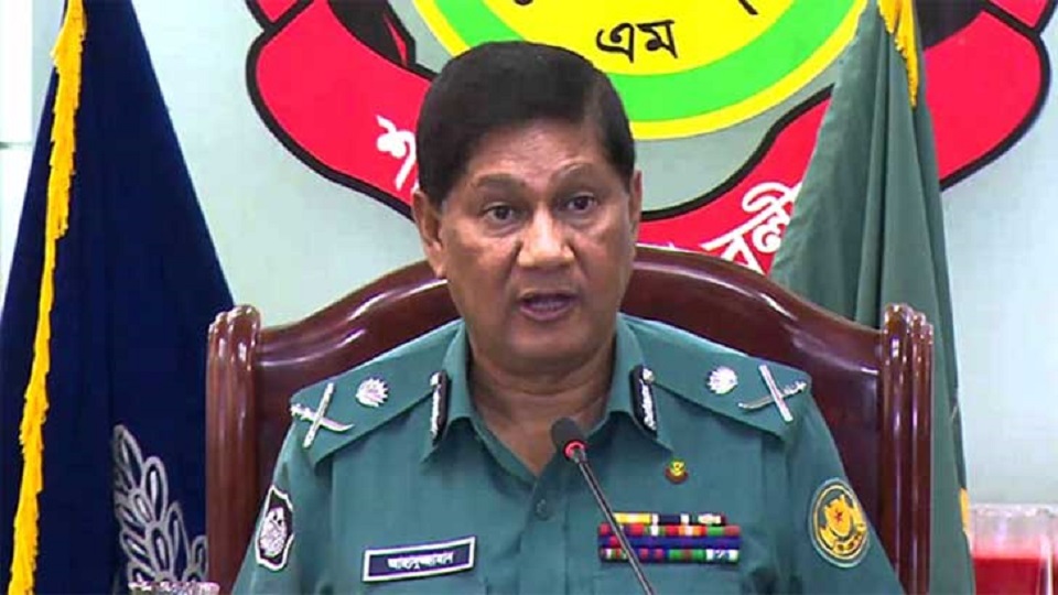 ‘সড়কের শৃঙ্খলা ফেরাতে রাস্তার ভৌত কাঠামো বদলাতে হবে’