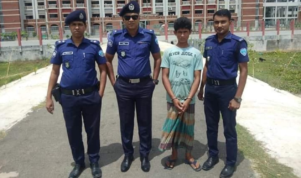 বোনের বান্ধবীকে পেয়ারা খাওয়ার লোভ দেখিয়ে ধর্ষণ, তারপর হত্যা