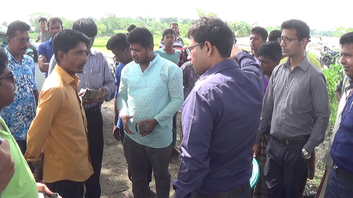 বালু উত্তোলনের দায়ে ৫ প্রতিষ্ঠানকে জরিমানা