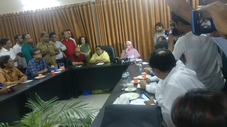 দুই দফায় সমঝোতা, সমাধানের পথে জাবি পরিস্থিতি