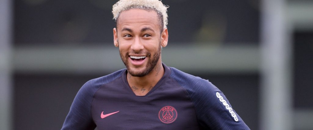 পিএসজি সমর্থকদের সাথে আমার সম্পর্কটা ‘গার্লফ্রেন্ডের’ মতো: নেইমার