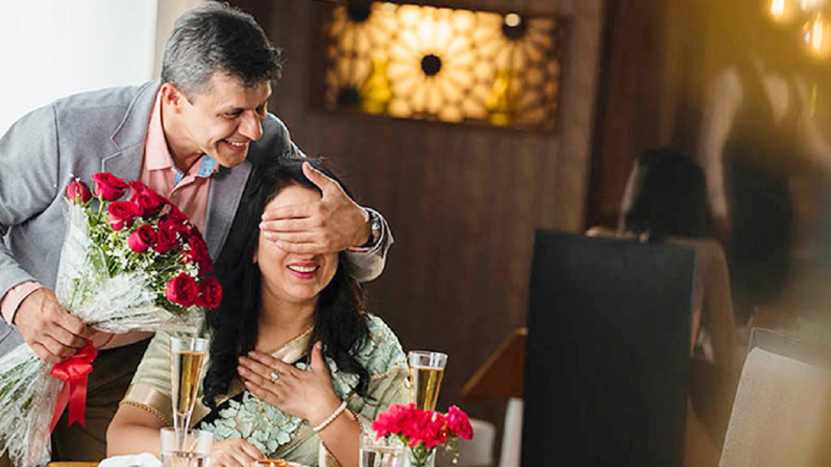 স্ত্রীকে সুখী করার ৭ কৌশল