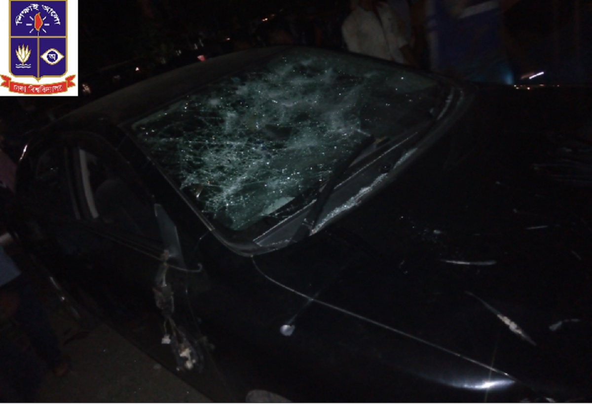 ঢাবিতে শিক্ষার্থী-পুলিশ উত্তেজনা