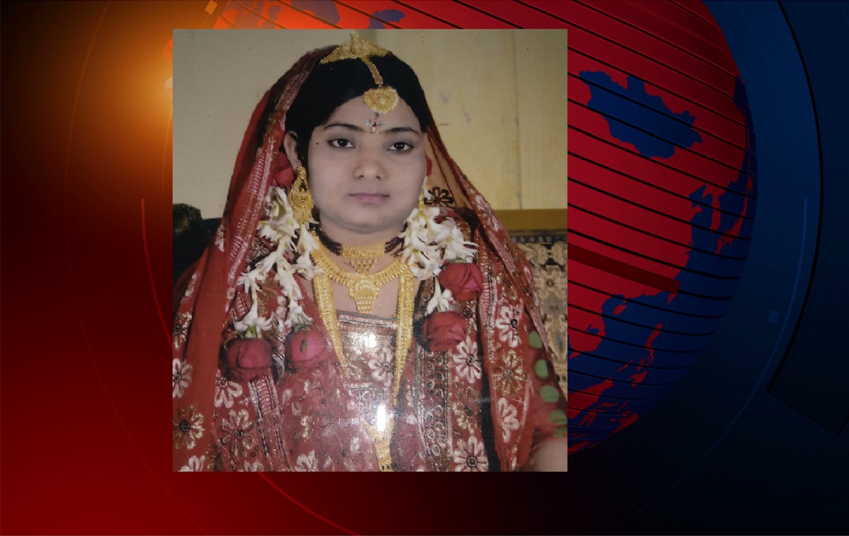 ছুরিকাঘাতে স্ত্রীকে হত্যা করলো স্বামী