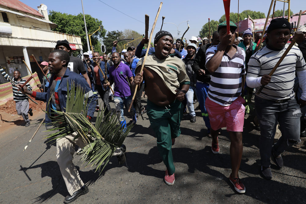 দক্ষিণ আফ্রিকায় জাতিবিদ্বেষের শিকার বাংলাদেশিরা