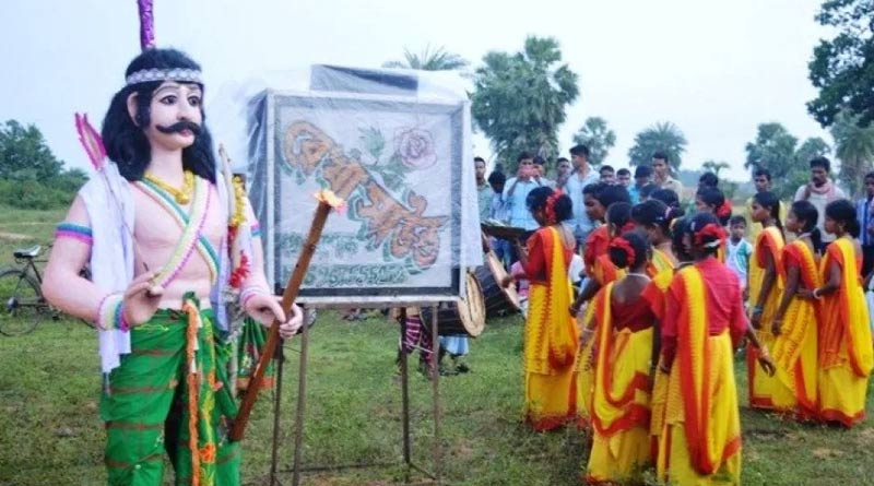 দুর্গা নয়, শালবনিতে মহিষাসুরকে দেবতাজ্ঞানে পুজো করে এই সম্প্রদায়