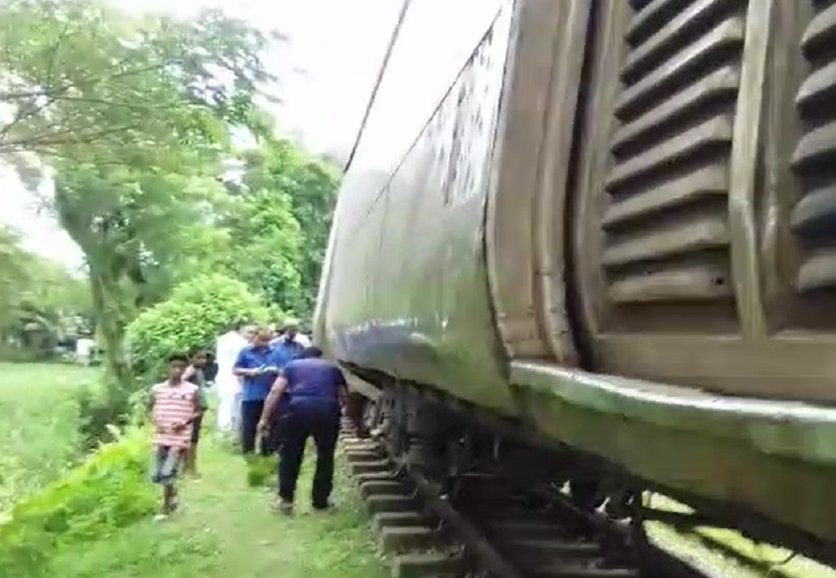 সারাদেশের সাথে সিলেটের রেল যোগাযোগ বন্ধ