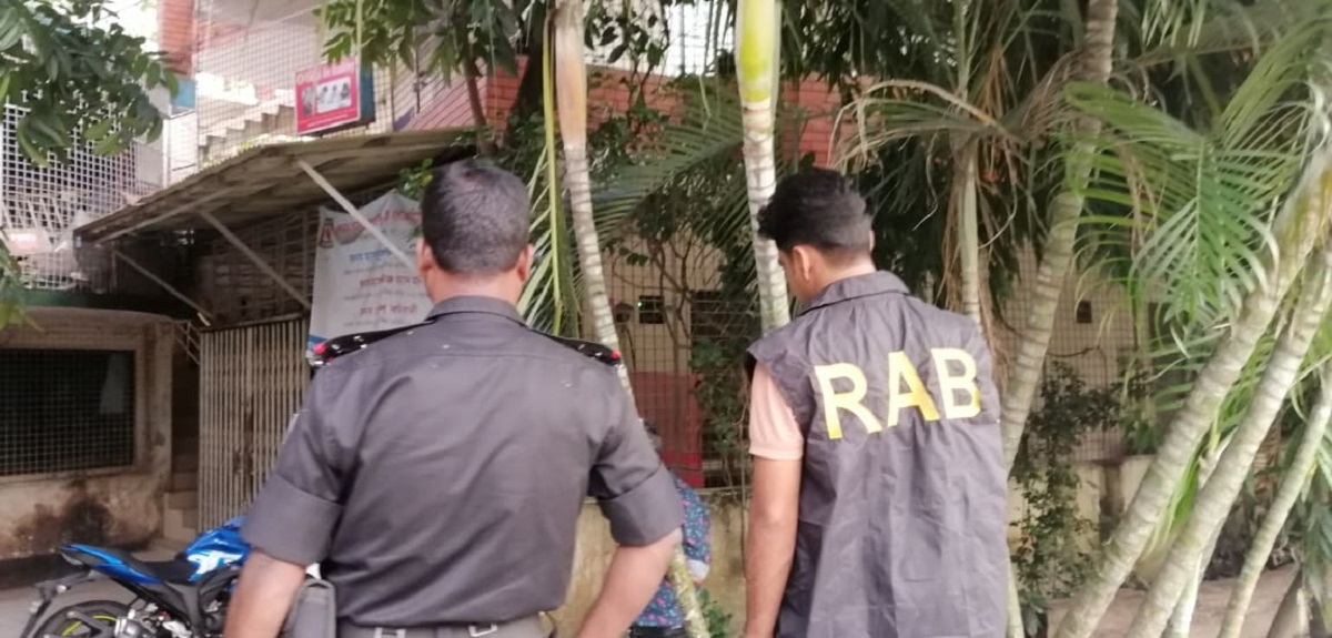 ক্যাসিনোর খোঁজে কলাবাগানে র্যাবের অভিযান