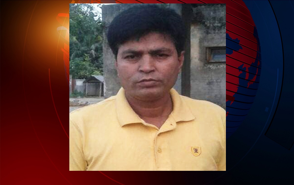 দেশি মদসহ ইউপি সদস্য আটক