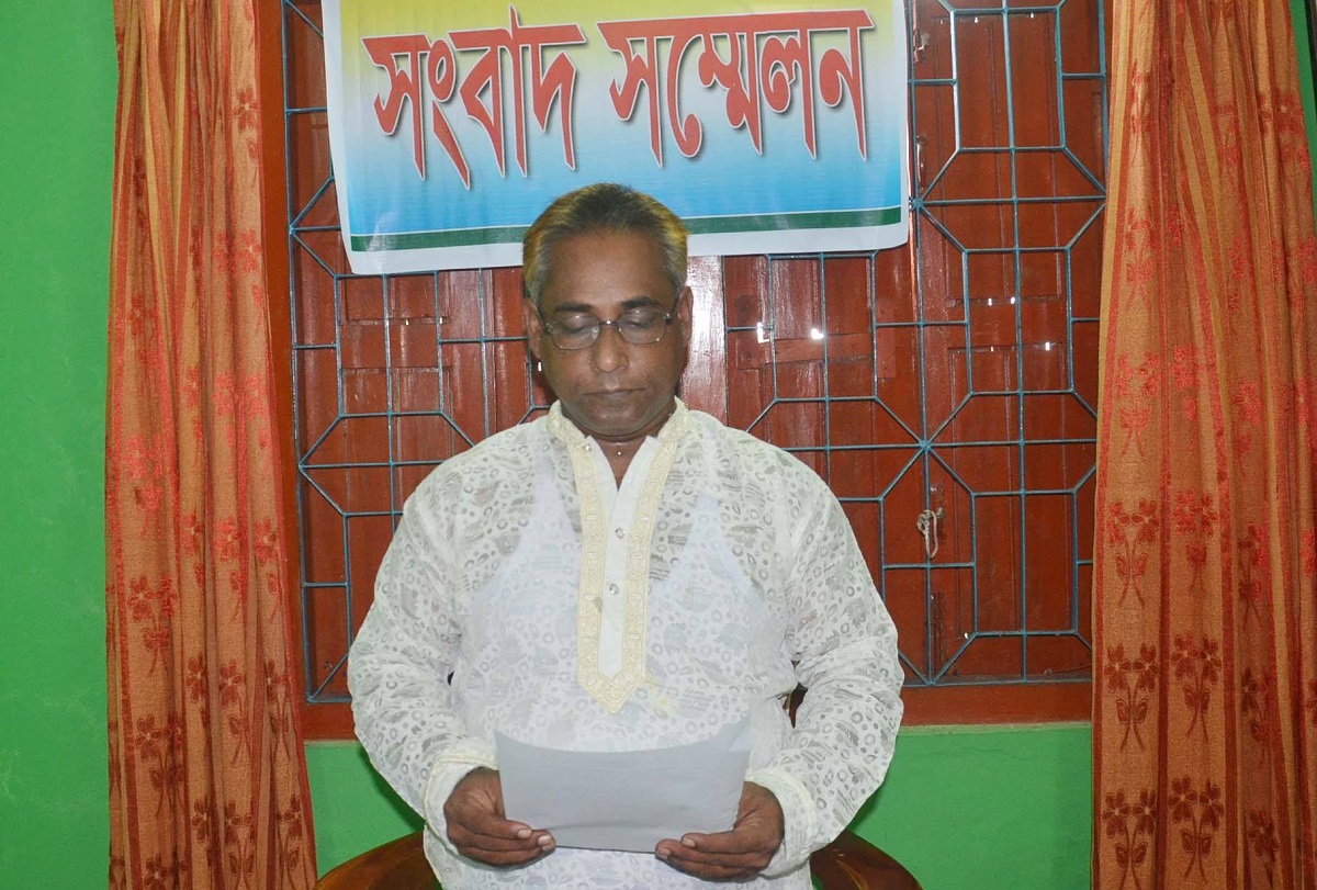 দুর্নীতিবাজ ওয়ার্ড সদস্যের পক্ষে চেয়ারম্যানের সাফাই!