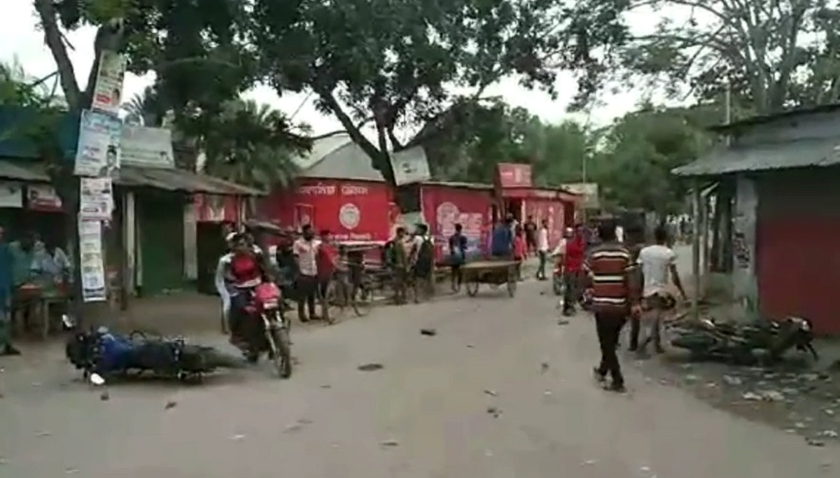 কমিটি গঠন নিয়ে ছাত্রলীগের দু’গ্রুপের সংঘর্ষ