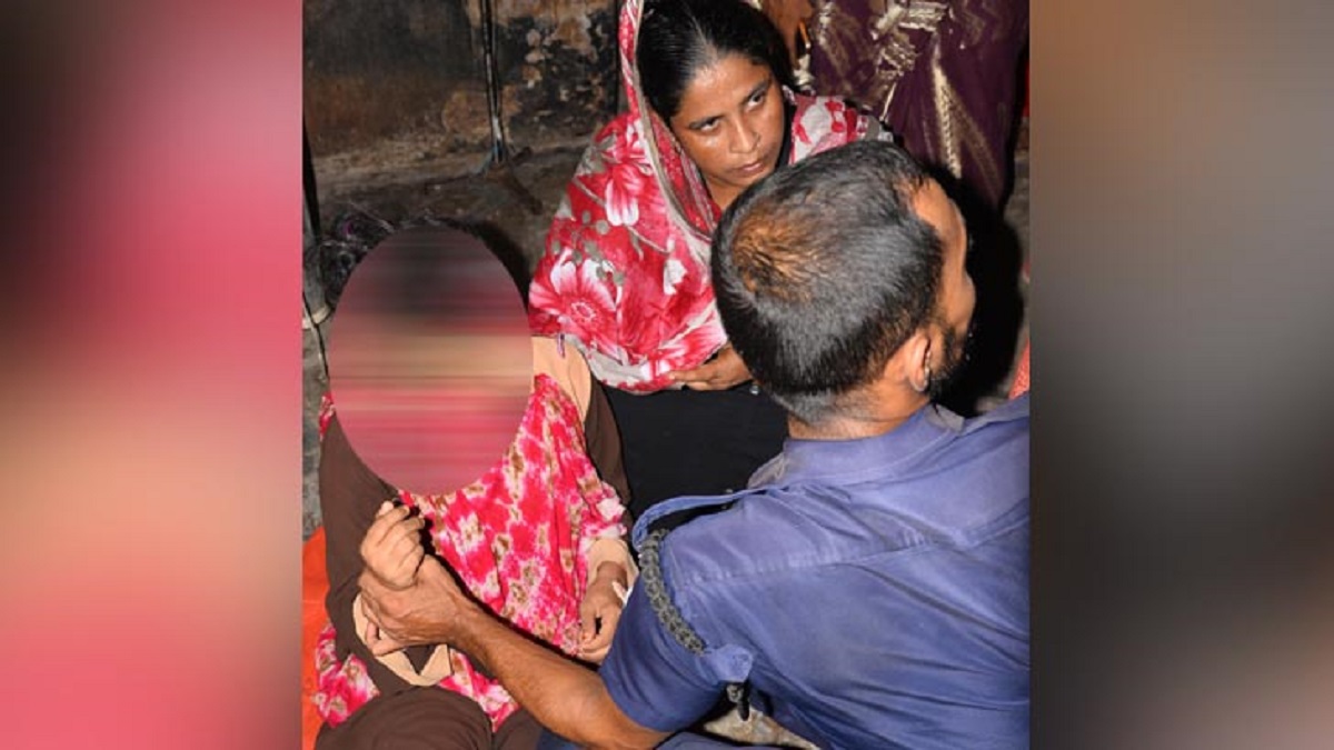বাল্যবিয়ে বন্ধ করায় ইউএনও অফিসে কনের আত্মহত্যার চেষ্টা