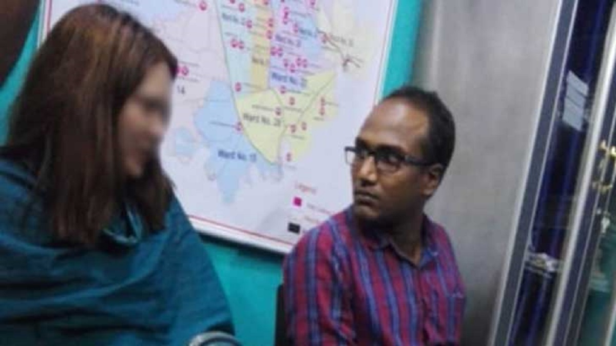 অর্ধকোটি টাকা দেনমোহরে বিয়ে করতে বাধ্য হলেন সেই পুলিশ কর্মকর্তা