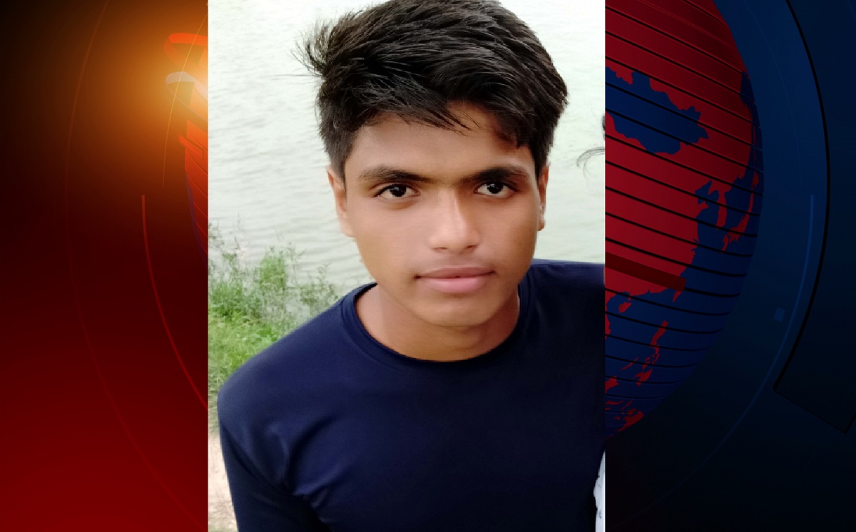 স্কুলছাত্রীকে ধর্ষণ করে ফেসবুকে ভিডিও ছড়ালো বখাটে