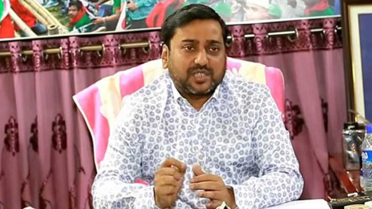 সম্রাট অসুস্থ, পিছিয়েছে চার্জ শুনানি