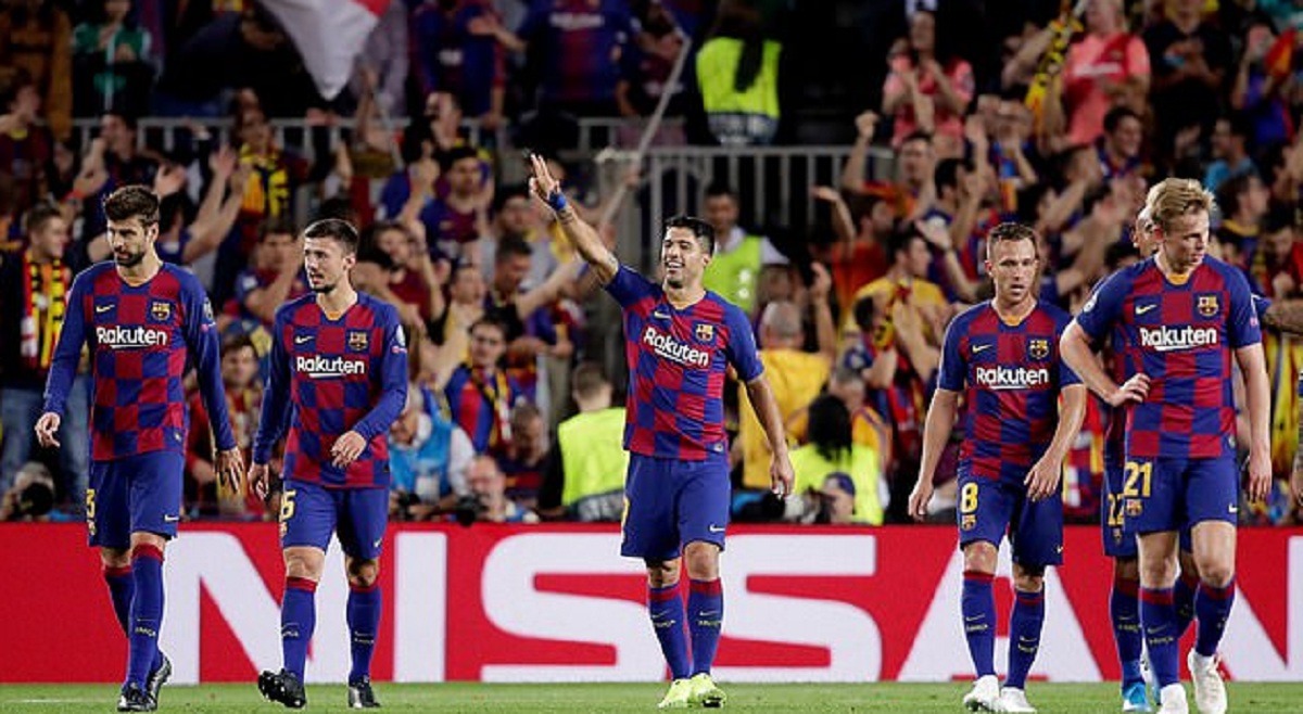 সুয়ারেজের জোড়া গোলে বার্সার জয়