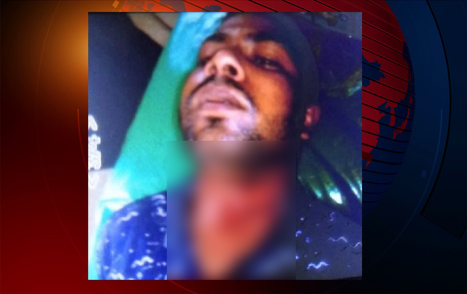 মোবাইলে ছবি দেখাকে কেন্দ্র করে স্বামীকে জবাই করে হত্যার চেষ্টা