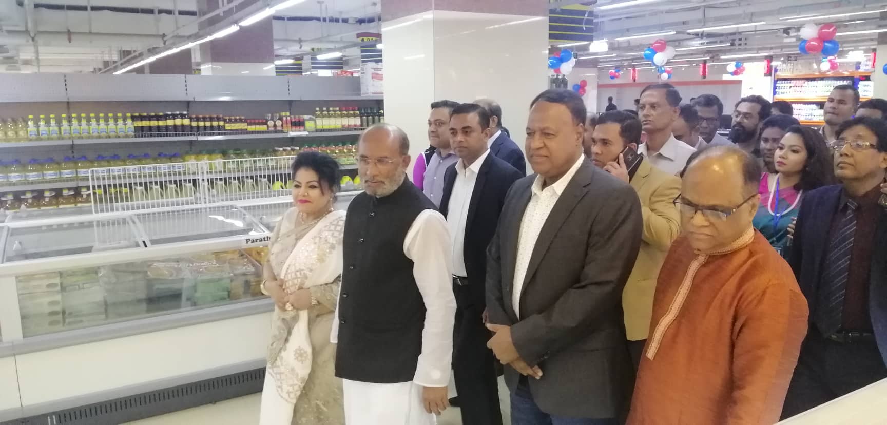 চালু হলো দেশের প্রথম হাইপার মার্কেট