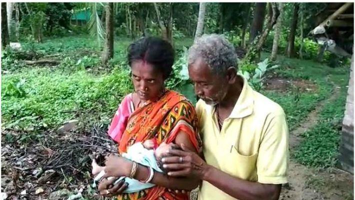 অভাবের তাড়নায় বিক্রির জন্য নাতিকেই চুরি করলেন নানী!