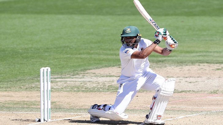 সাজঘরে মাহমুদউল্লাহ, বিপর্যয়ে বাংলাদেশ