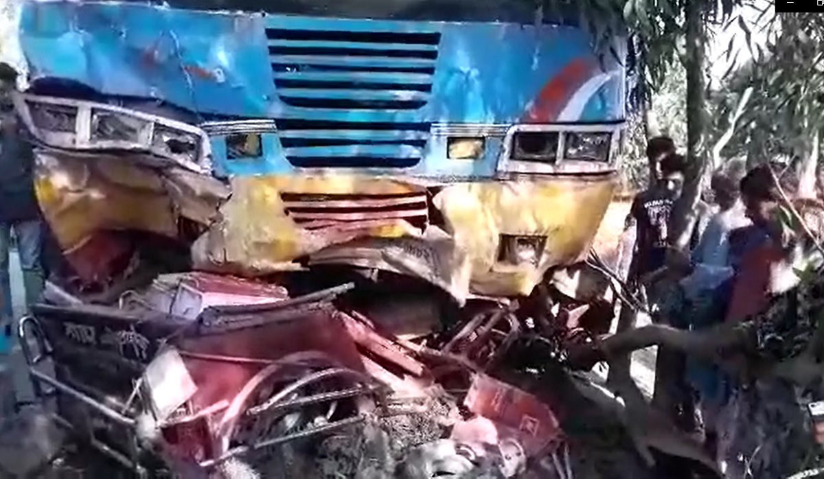 পঞ্চগড়ে সড়ক দুর্ঘটনায় নিহতের সংখ্যা বেড়ে ৭