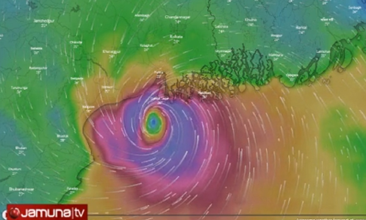 ধেয়ে আসছে ঘূর্ণিঝড় ‘বুলবুল’