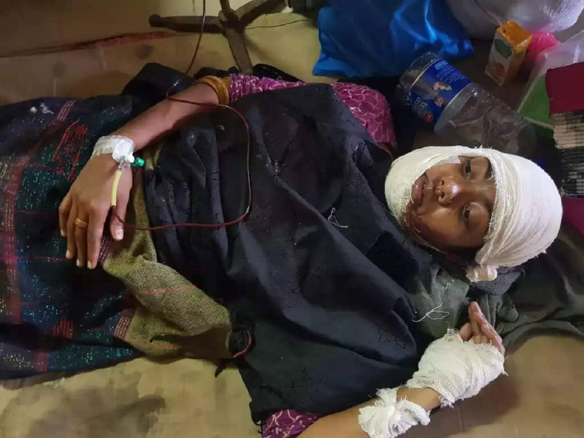 যৌতুকের জন্য স্ত্রীকে গলা কেটে হত্যার চেষ্টা, স্বামী পলাতক