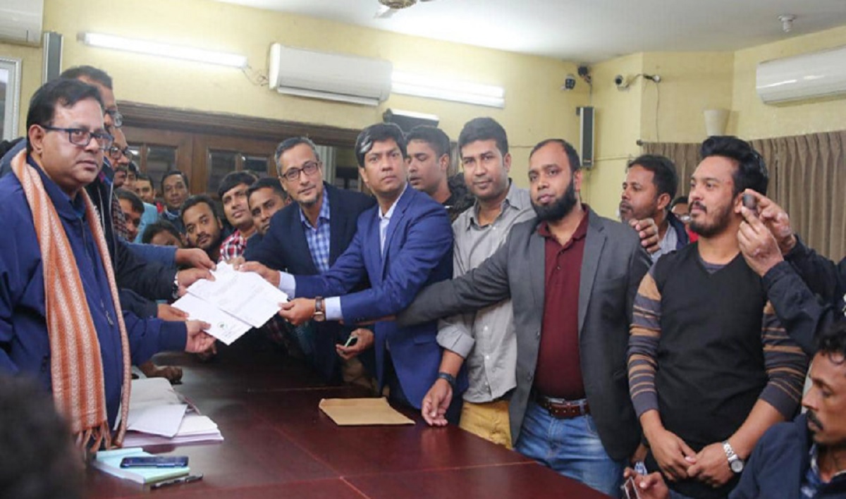 শেষ দিনের মতো চলছে আওয়ামী লীগের মনোনয়ন কার্যক্রম