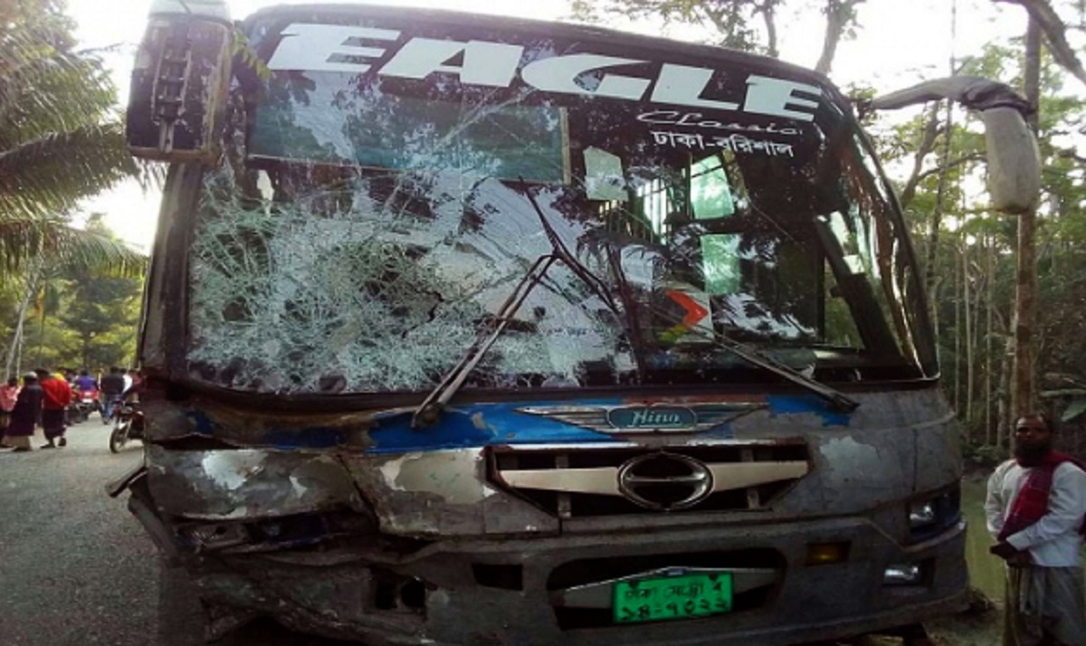 ৮ জেলায় সড়ক দুর্ঘটনায় নিহত ১১