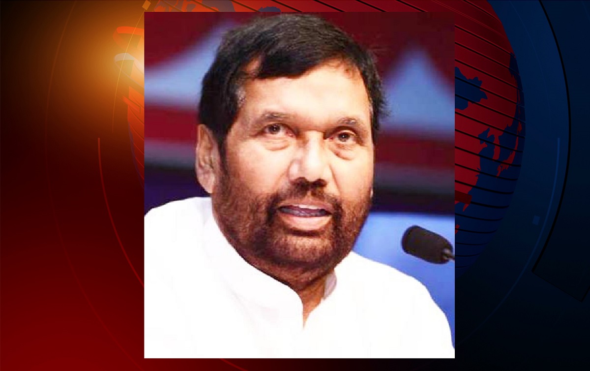 পেঁয়াজ নিয়ে ভারতে খাদ্যমন্ত্রীর বিরুদ্ধে মামলা