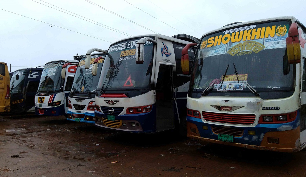 ঢাকা-ময়মনসিংহ রুটে বাস চলাচল বন্ধ , দুর্ভোগে যাত্রীরা