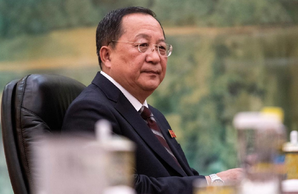 পররাষ্ট্রমন্ত্রীকে সরিয়ে দিলো উত্তর কোরিয়া