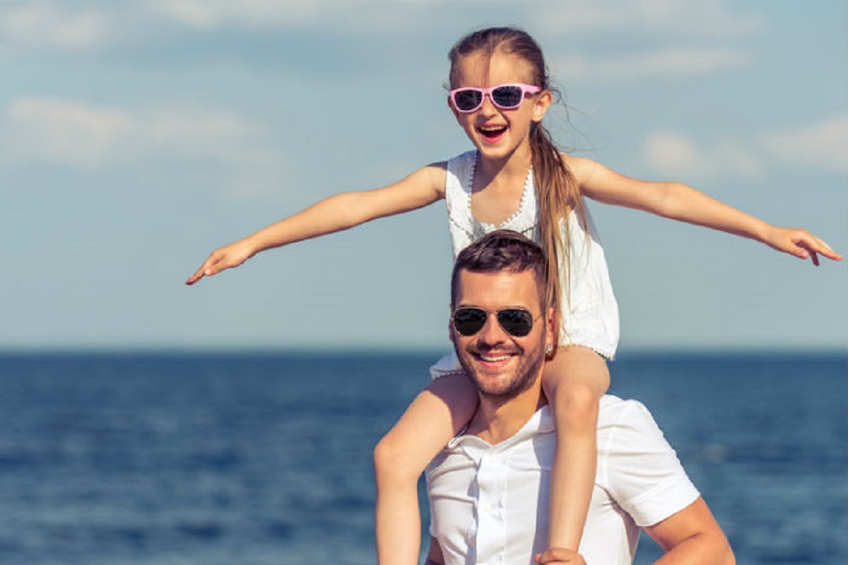 মেয়ের বাবারা বেশিদিন বাঁচে: গবেষণা