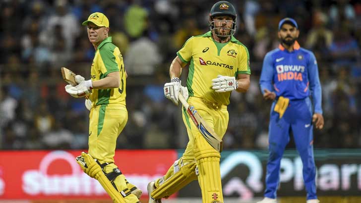 ভারতের মাঠে অস্ট্রেলিয়ার ১০ উইকেটের বিশাল জয়