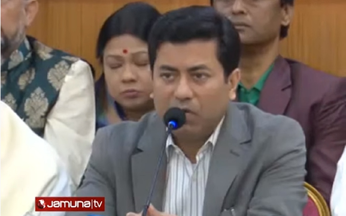 ‘আশঙ্কা বেশি হওয়ায় যুদ্ধংদেহী মনোভাব নিয়ে এডিস মশা নিধনে কাজ করা হবে’