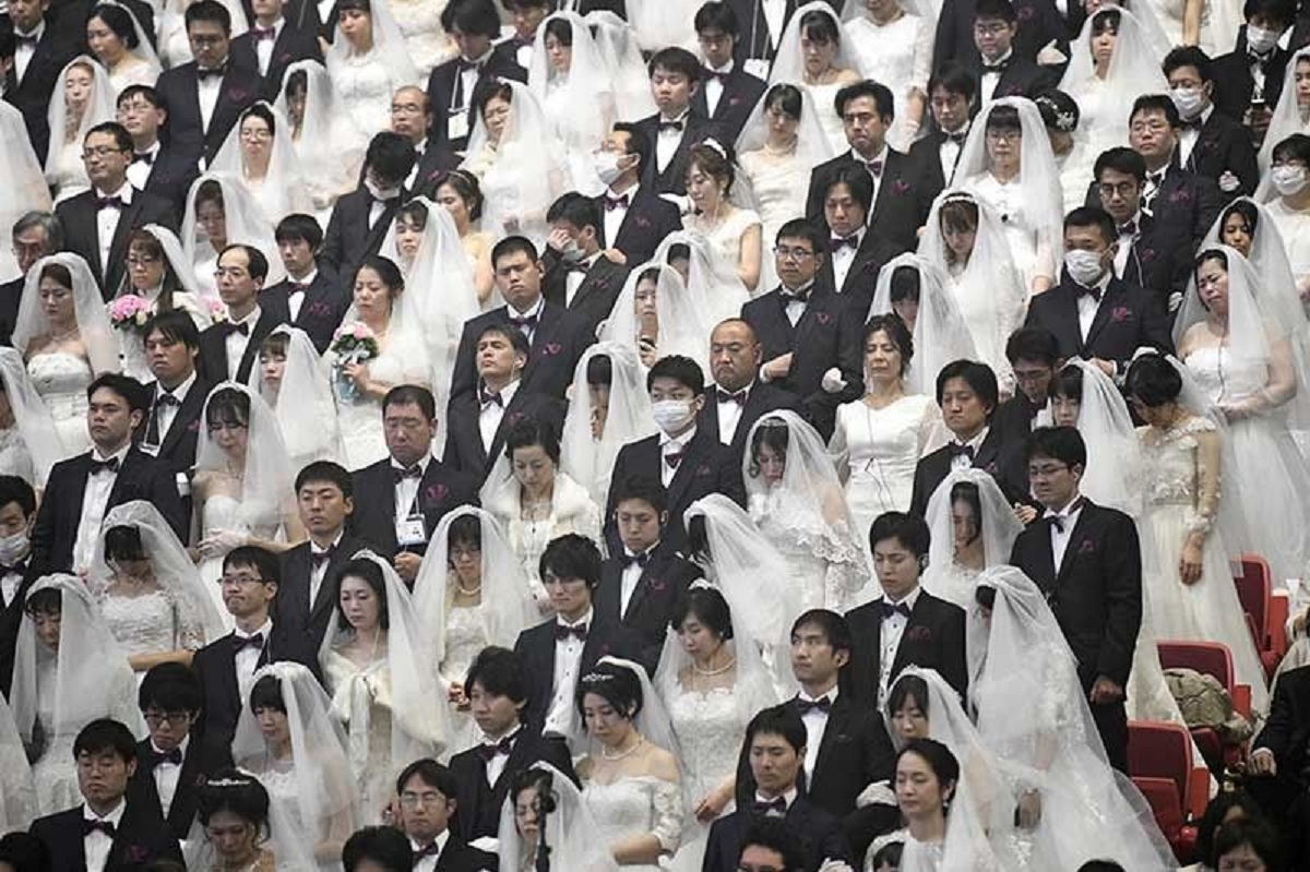 করোনাভাইরাসের শঙ্কা উড়িয়ে ছয় হাজার যুগলের বিয়ে