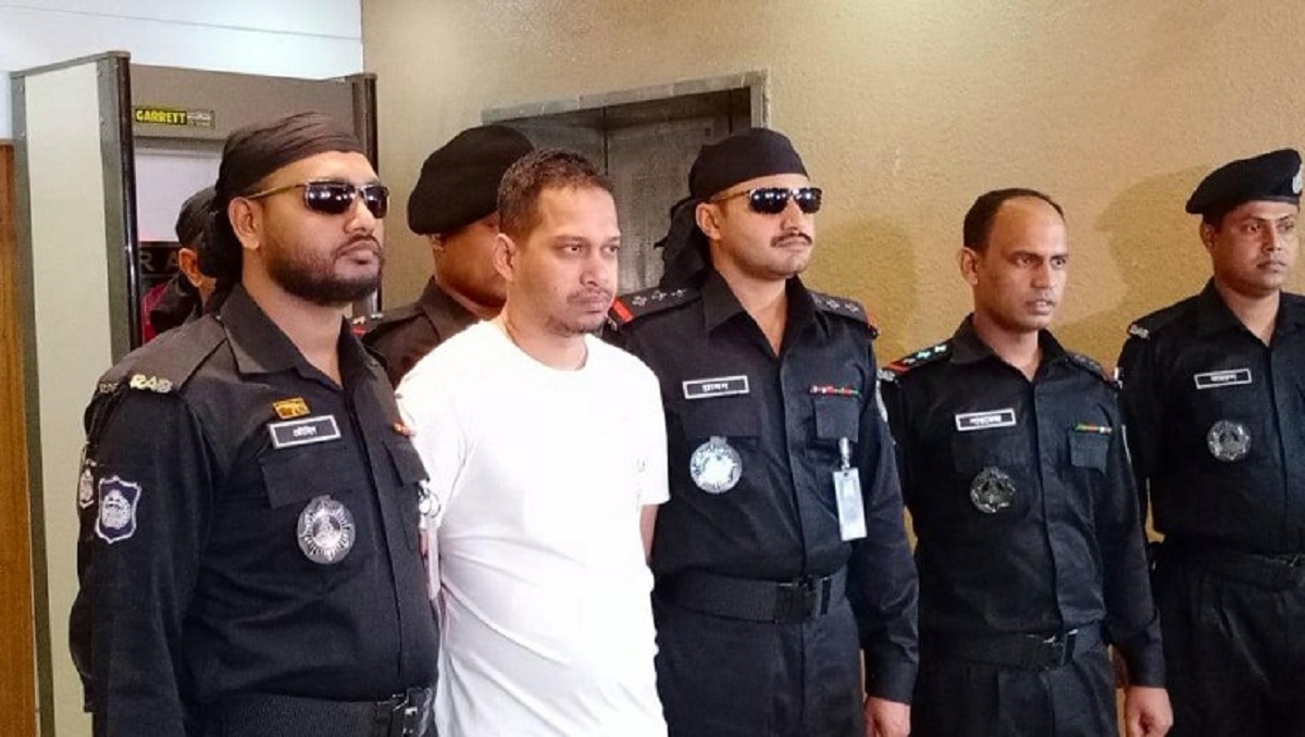 দুবাই থেকে ঢাকার আন্ডারওয়ার্ল্ডের নিয়ন্ত্রণ নিতে এসে ধরা পড়লেন শাকিল