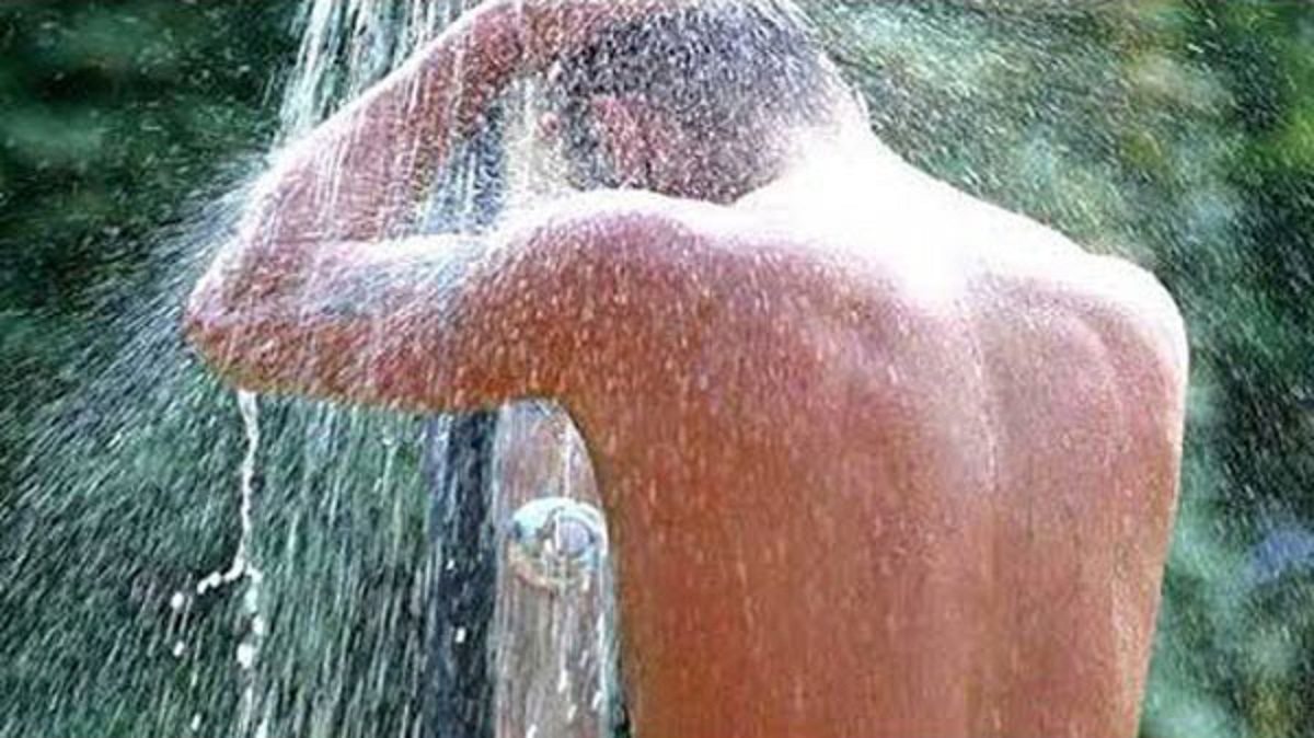 ভরা পেটে গোসলে হতে পারে মারাত্মক বিপদ!