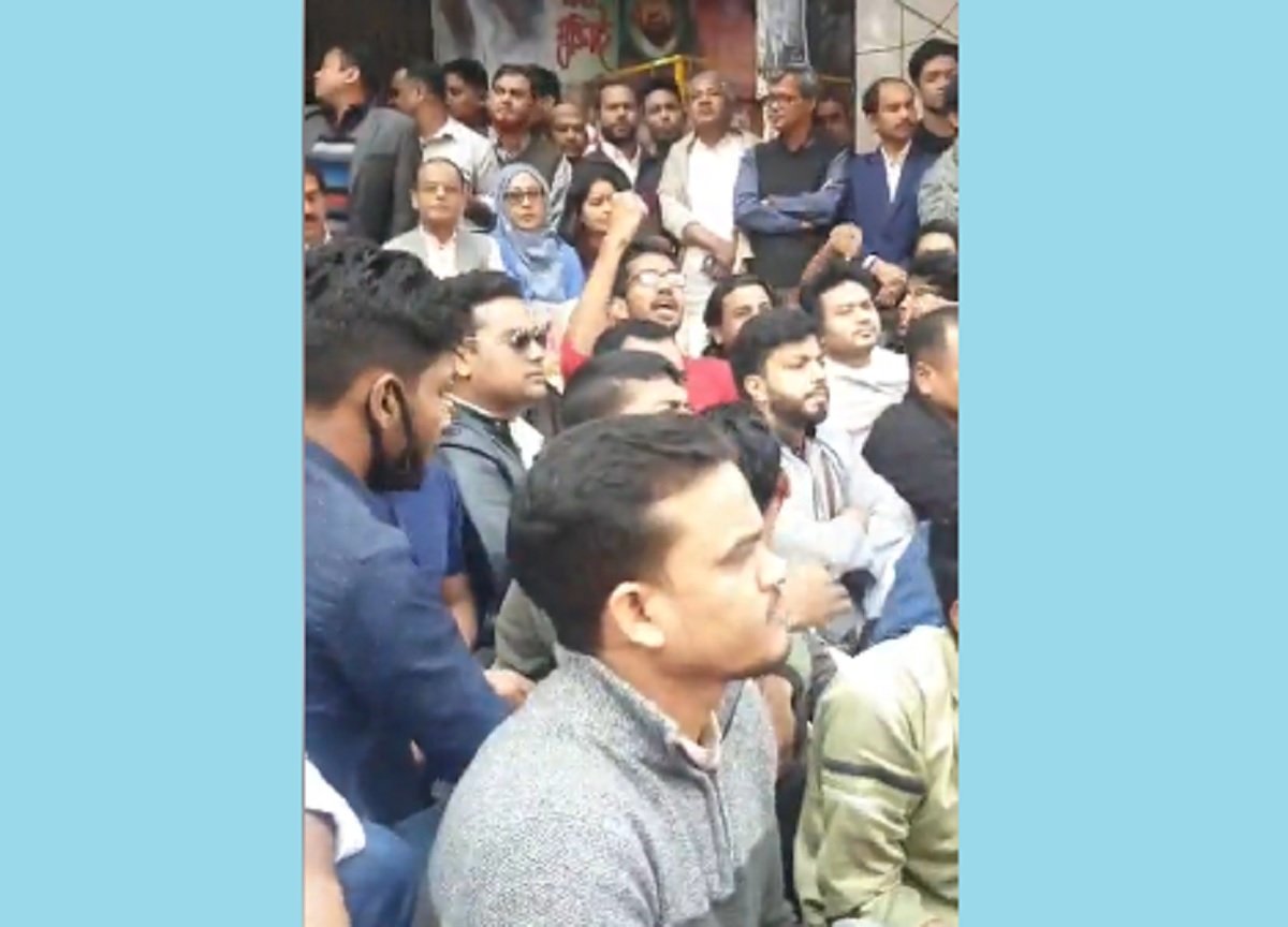 নয়াপল্টনে বিক্ষোভ করছে বিএনপি, যোগ দিয়েছেন ইশরাক