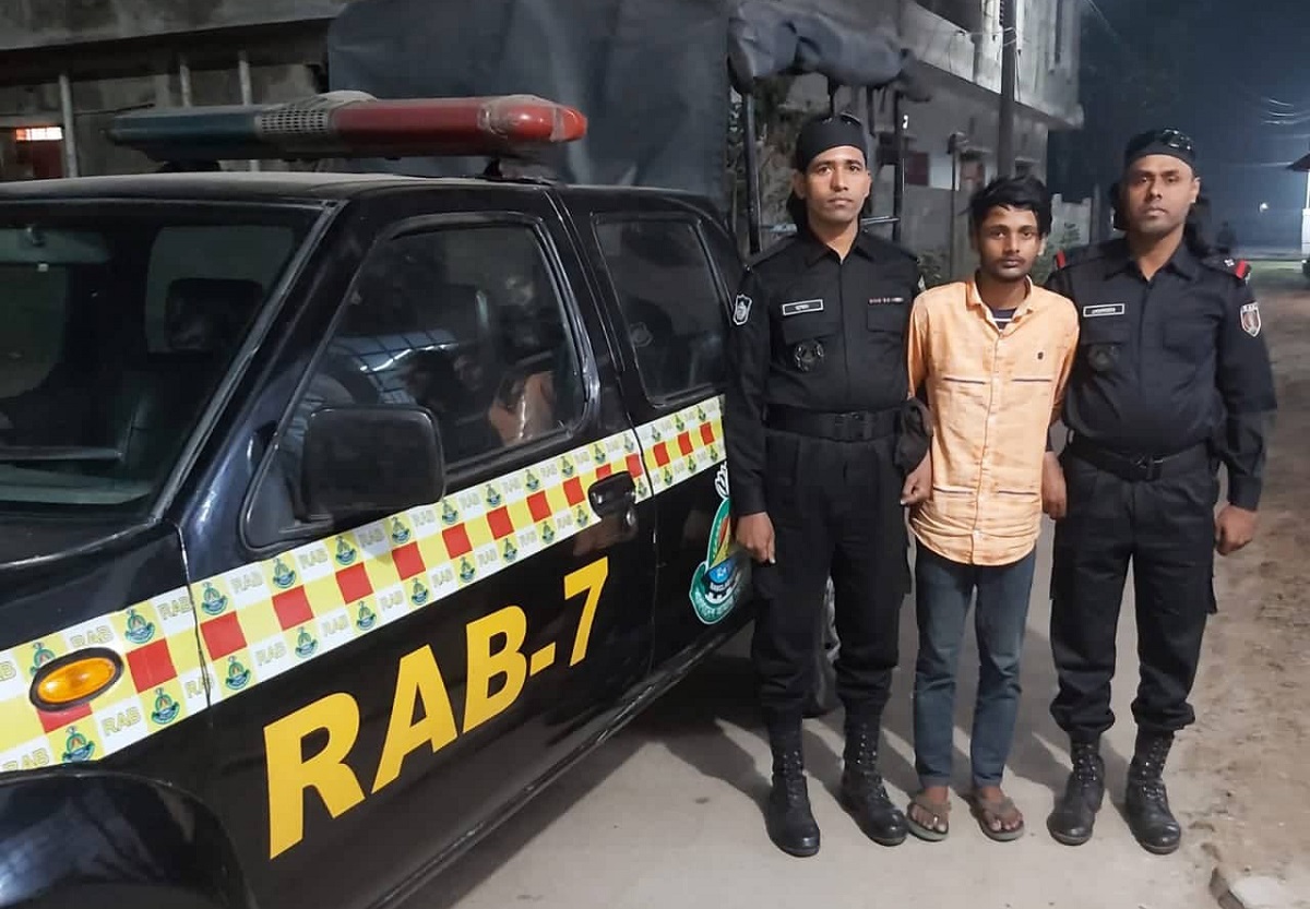 দাগনভূঞায় এসএসসি পরীক্ষার ভুয়া প্রশ্নপত্র ফাঁসকারী আটক