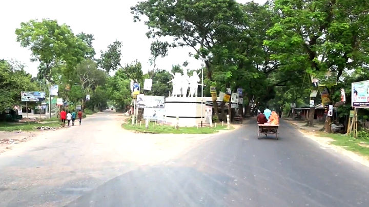 পাবনার কাটাখালী গ্রাম লকডাউন ঘোষণা