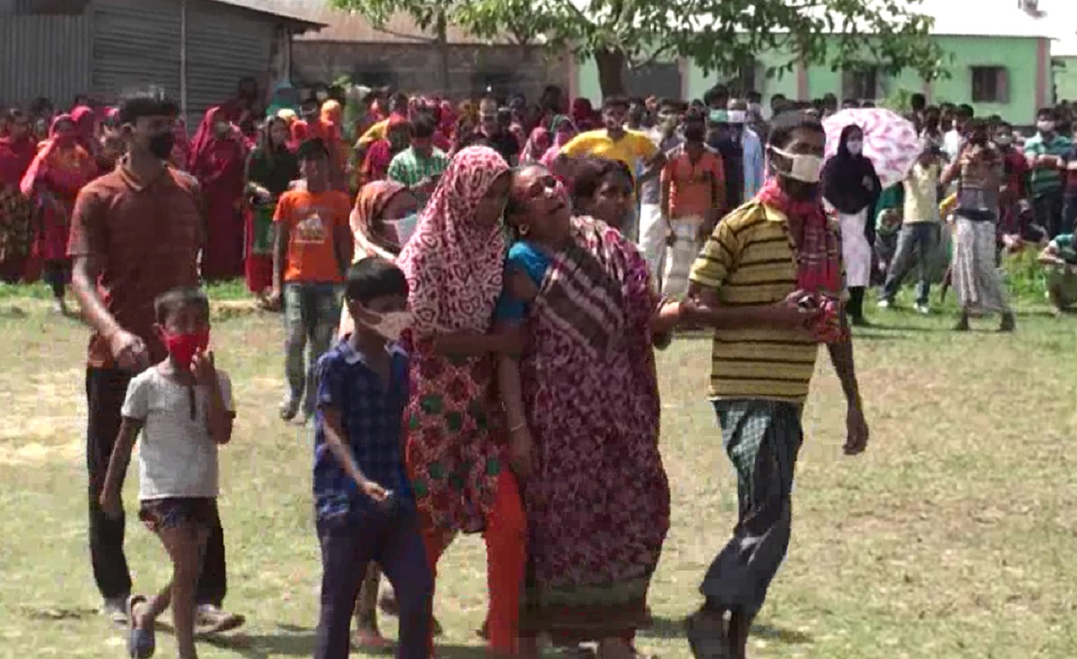 স্ত্রী ও মেয়েকে বিষ খাইয়ে হত্যার পর আত্মহত্যা
