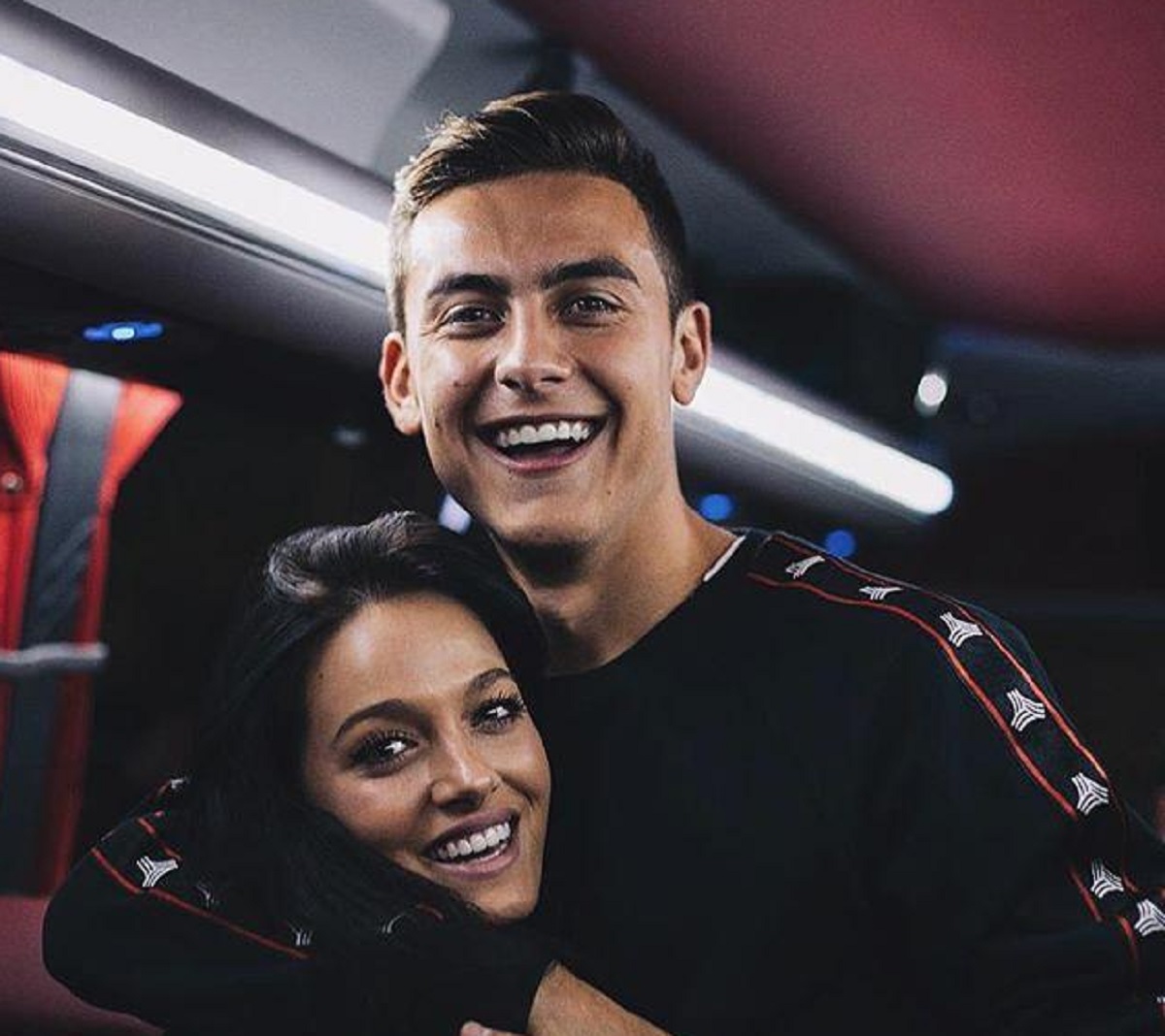 বান্ধবীসহ করোনায় আক্রান্ত দিবালা