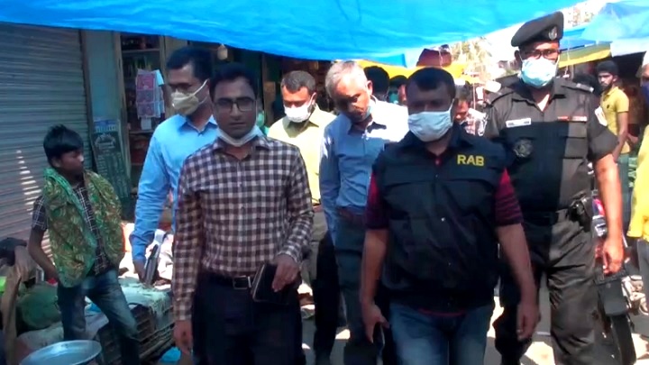 পটুয়াখালীতে পাঁচ দোকানে ৭০ হাজার টাকা জরিমানা