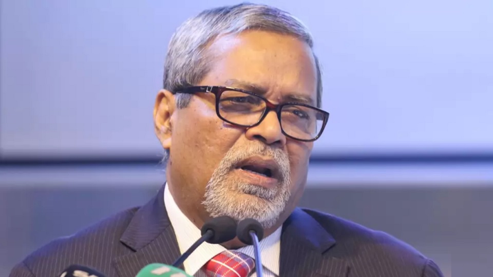 যুক্তরাষ্ট্র পাঁচ দিনেও ফলাফল দিতে পারেনি, বাংলাদেশ পারে: সিইসি