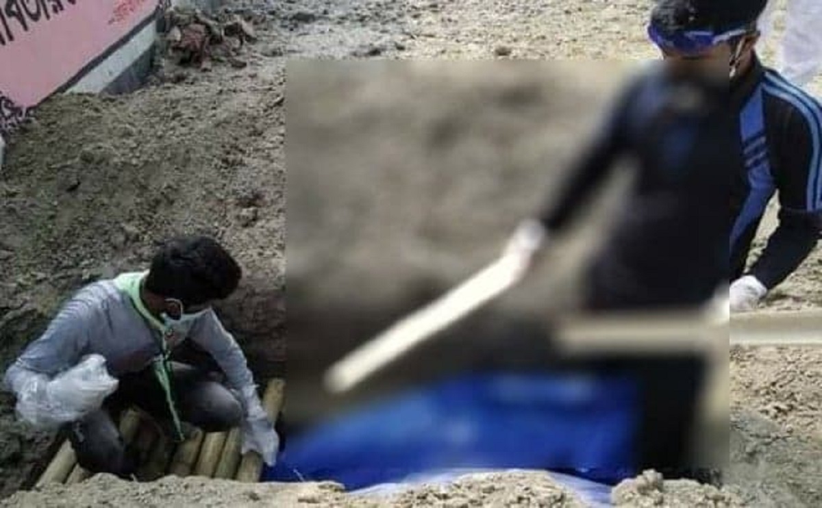 মরদেহ দাফনের পর বেকায়দায় স্কাউটরা