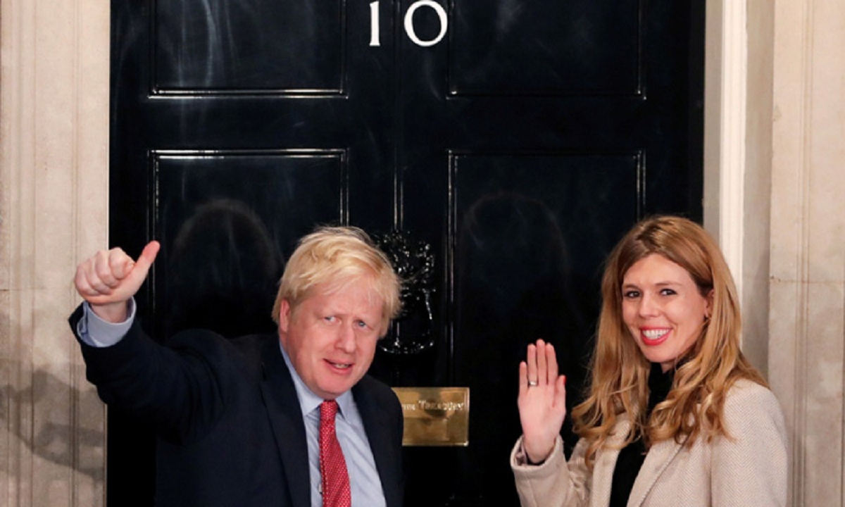 করোনা জয় করে ৬ষ্ঠ সন্তানের বাবা হলেন ব্রিটিশ প্রধানমন্ত্রী বাবা হলেন ব্রিটিশ প্রধানমন্ত্রী