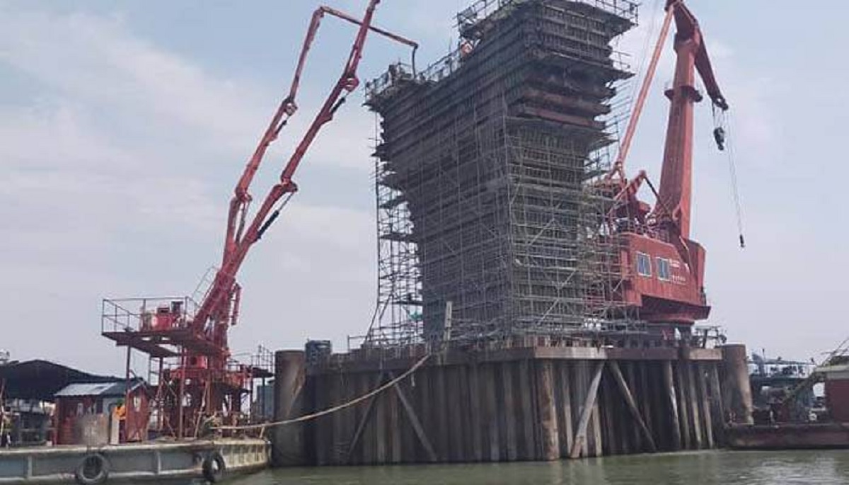 পদ্মা সেতুর সব পিলার দৃশ্যমান